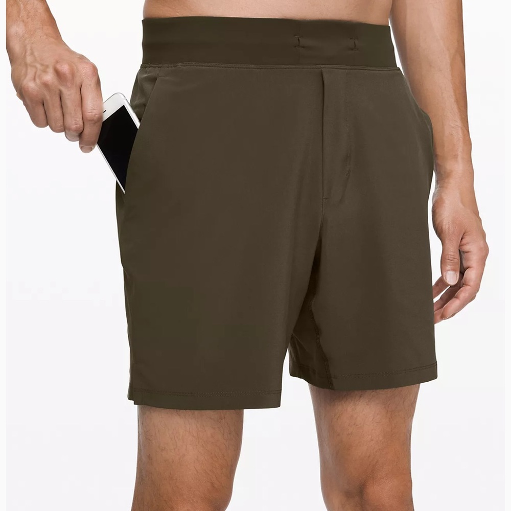 MENS LULU GREEN LINER LESS SHORTS